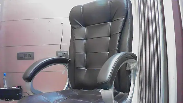 Snapshot of collage_hoty chatting on 09.22.25 collage hoty online show from 09.22.25