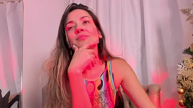 Snapshot of camilawm19 chatting on 12.11.24 camilawm19 online show from 12.11.24