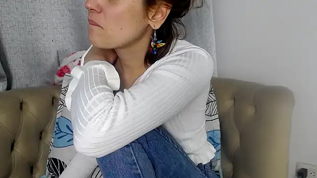 camilawm19 online show from 11.15.25