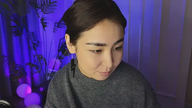 Snapshot of Deiri_Delightful chatting on 12.20.24 Deiri Delightful online show from 12.20.24