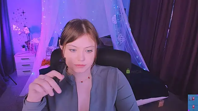 Snapshot of nikole_kitt chatting on 01.15.26 nikole kitt online show from 01.15.26