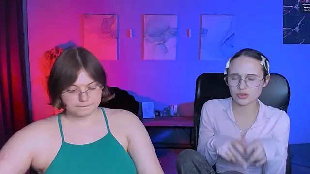 nikole kitt online show from 04.14.26