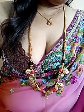 gaurika18 online show from 03.01.25