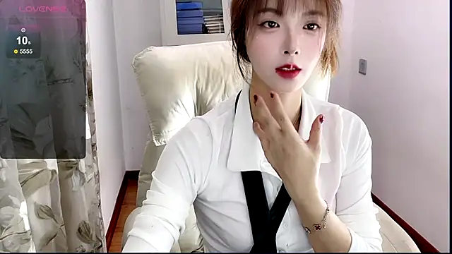 Snapshot of NINIbaby-99 chatting on 01.13.25 NINIbaby-99 online show from 01.13.25