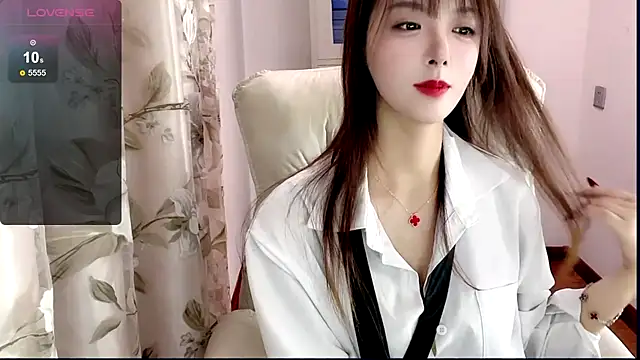 Snapshot of NINIbaby-99 chatting on 01.19.25 NINIbaby-99 online show from 01.19.25