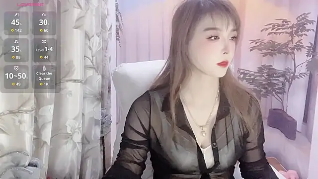 Snapshot of NINIbaby-99 chatting on 05.13.26 NINIbaby-99 online show from 05.13.26