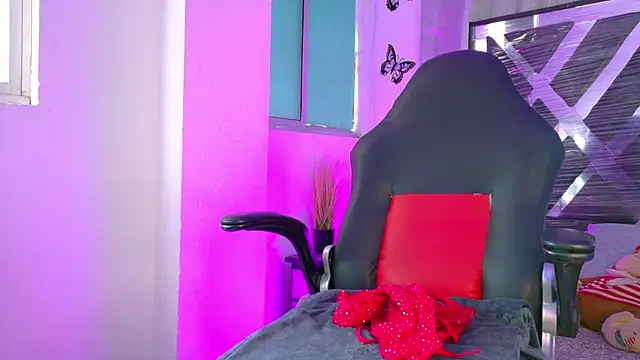 meggan 77 online show from 04.14.26