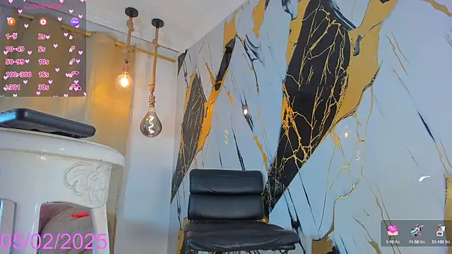 Keila Mendoza online show from 02.05.25