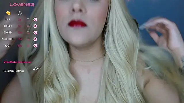 SofiaaCortes online show from 01.13.25