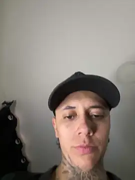 Snapshot of _PhillipBrown chatting on 12.09.24 PhillipBrown online show from 12.09.24