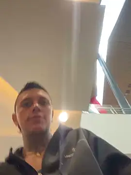 Snapshot of _PhillipBrown chatting on 03.20.25 PhillipBrown online show from 03.20.25