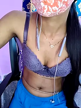 Snapshot of Miakhalifatamil chatting on 02.10.26 Miakhalifatamil online show from 02.10.26