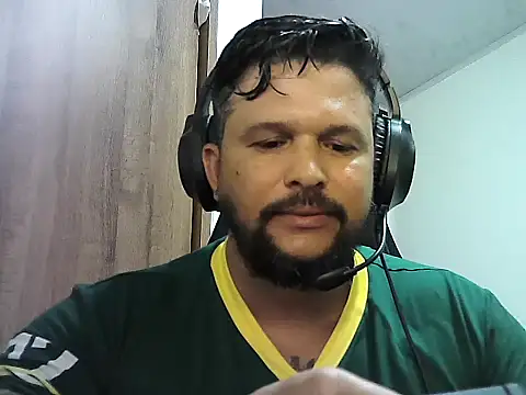 Snapshot of tupapito00 chatting on 03.18.26 tupapito00 online show from 03.18.26