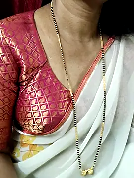 Snapshot of anuradha1432 chatting on 09.08.25 anuradha1432 online show from 09.08.25