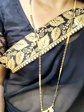 Snapshot of anuradha1432 chatting on 09.12.25 anuradha1432 online show from 09.12.25