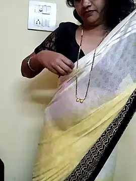 Snapshot of anuradha1432 chatting on 09.14.25 anuradha1432 online show from 09.14.25