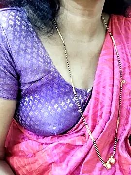 Snapshot of anuradha1432 chatting on 09.17.25 anuradha1432 online show from 09.17.25