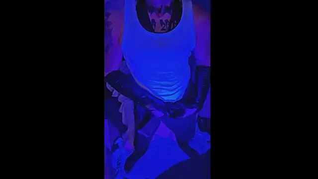 Snapshot of LuggiJack chatting on 11.14.25 LuggiJack online show from 11.14.25