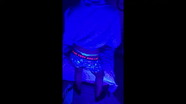 Snapshot of LuggiJack chatting on 03.03.26 LuggiJack online show from 03.03.26