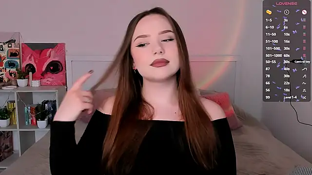 Snapshot of LittleKiitten chatting on 03.19.26 LittleKiitten online show from 03.19.26