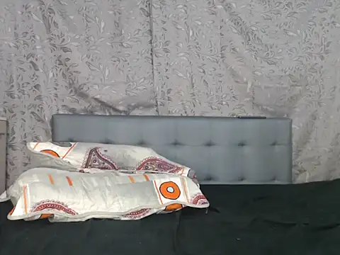 Snapshot of Soe_Lara chatting on 05.08.26 Soe Lara online show from 05.08.26