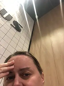 Meliss Official9 online show from 02.11.26