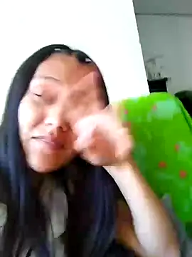 Catalehia Milk online show from 01.29.25