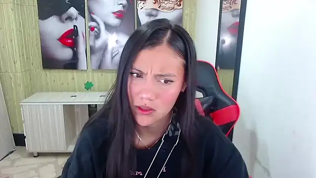 Catalehia Milk online show from 01.30.25