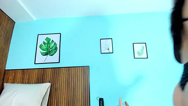 curvy rousi online show from 03.05.25