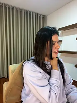 Alice Biel online show from 01.30.25