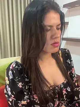 Alice Biel online show from 03.06.25