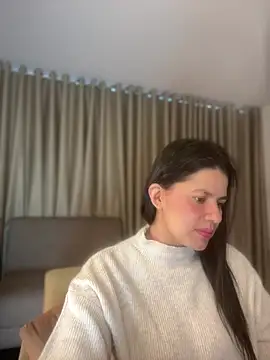 Snapshot of Alice_Biel chatting on 06.03.26 Alice Biel online show from 06.03.26