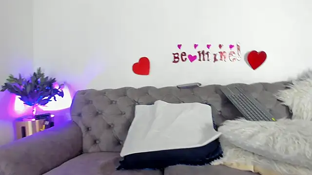 Snapshot of Sofi_Vasquez chatting on 02.05.25 Sofi Vasquez online show from 02.05.25