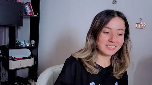 Snapshot of sexfire_lalita chatting on 05.03.26 sexfire lalita online show from 05.03.26