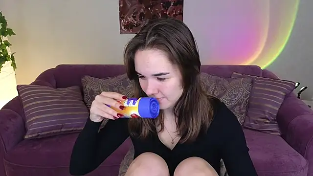 Snapshot of LindaRobertz chatting on 12.05.24 LindaRobertz online show from 12.05.24