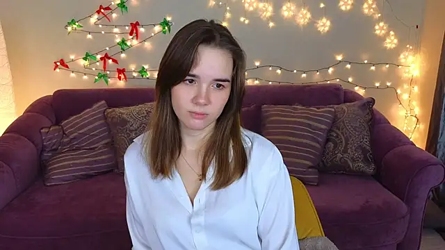 Snapshot of LindaRobertz chatting on 01.05.25 LindaRobertz online show from 01.05.25