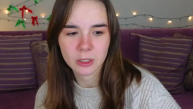 Snapshot of LindaRobertz chatting on 01.06.25 LindaRobertz online show from 01.06.25