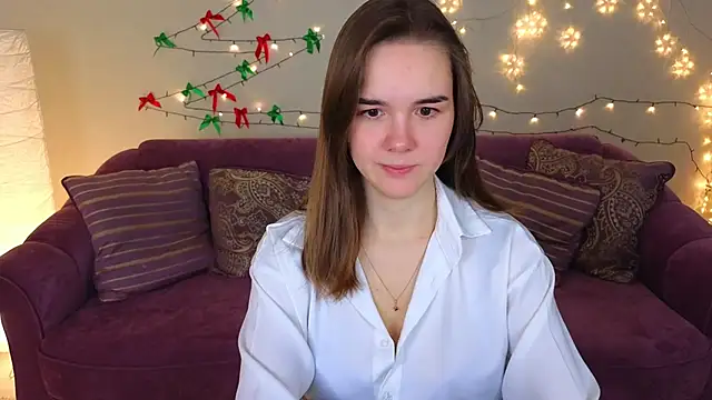 Snapshot of LindaRobertz chatting on 01.10.25 LindaRobertz online show from 01.10.25