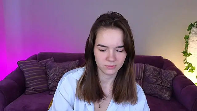 Snapshot of LindaRobertz chatting on 01.24.25 LindaRobertz online show from 01.24.25