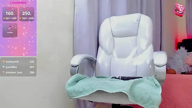 Hot beauty   online show from 01.26.25