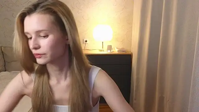 Snapshot of elsa_limerence chatting on 05.04.26 elsa limerence online show from 05.04.26