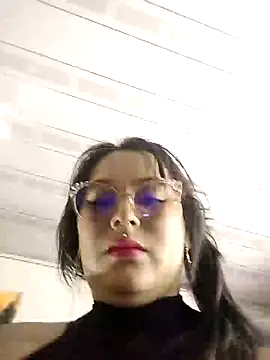 Snapshot of ambar_07 chatting on 01.16.25 ambar 07 online show from 01.16.25