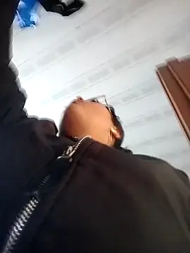 Snapshot of ambar_07 chatting on 03.18.25 ambar 07 online show from 03.18.25