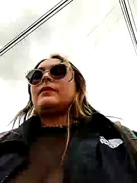 Snapshot of ambar_07 chatting on 09.08.25 ambar 07 online show from 09.08.25