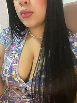 debiigg online show from 02.04.25