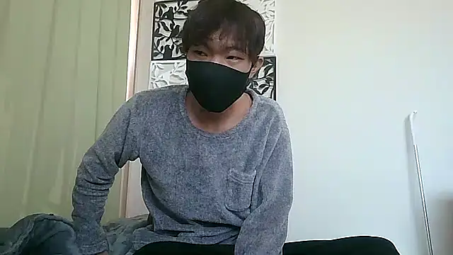 UKI06 online show from 02.14.25