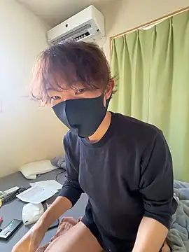 UKI06 online show from 03.17.26