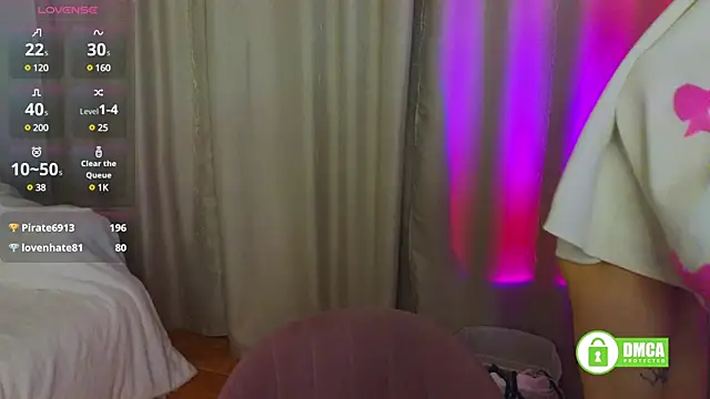 Hello Vivienne online show from 03.13.25