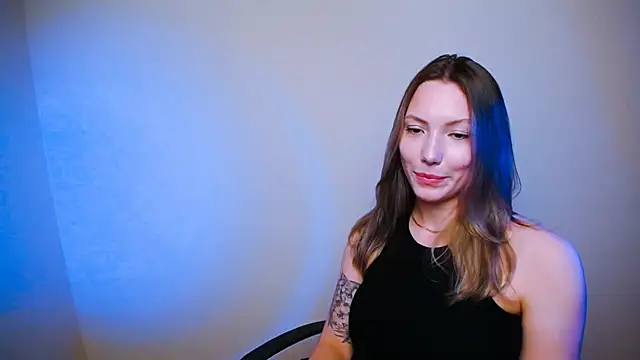 Snapshot of VanessaMay_ chatting on 01.21.25 VanessaMay online show from 01.21.25