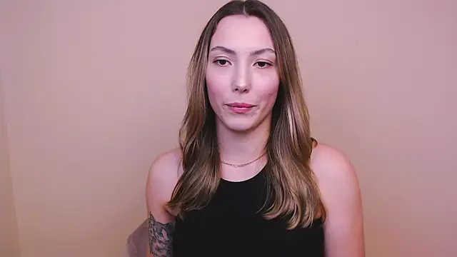 Snapshot of VanessaMay_ chatting on 02.06.25 VanessaMay online show from 02.06.25